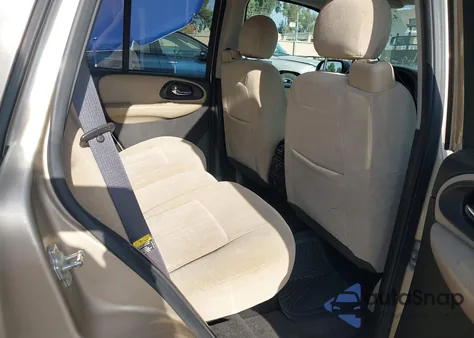 2006 Chevrolet Trailblazer Ls/Lt from USA, damaged, VIN 1GNDT13S262289236